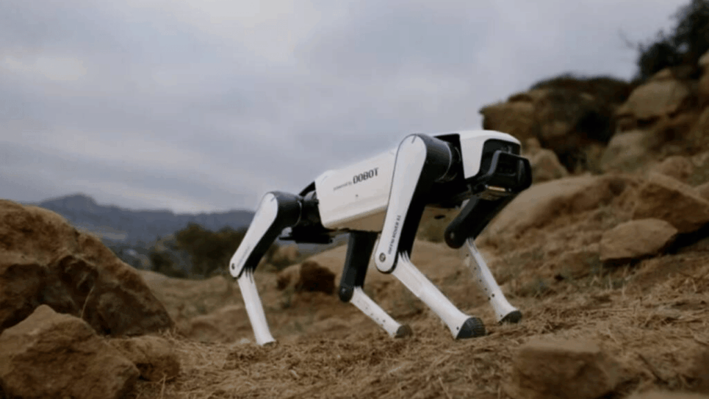 Yuejiang Robotics’ten Yenilik: Çin’de 1000 Dolarlık Akıllı Ev Robotu Tanıtıldı