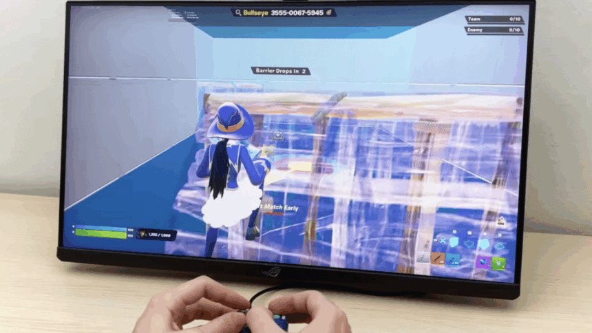 GameCube Kontrolcüsü Şeklindeki Minik Anahtarlık Çalışan Bir Oyun Kumandasına Dönüştürüldü